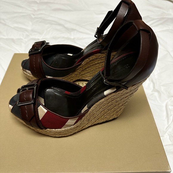 Authentic Burberry Wedged Heels - Picture 14 of 16